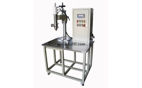 5L自動(dòng)稱重液體灌裝機(jī)